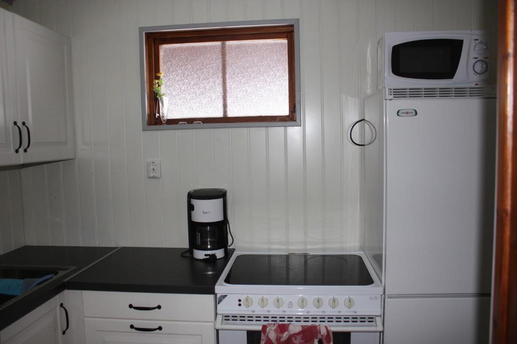 ホテル Oesjoenaes Tived 部屋 写真